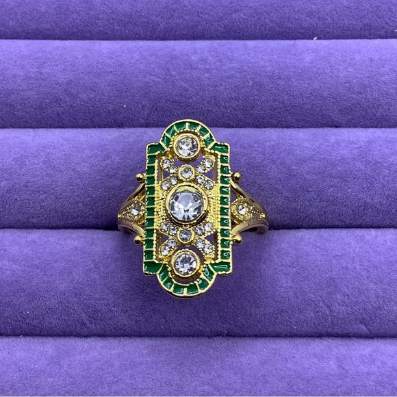 Victorian Inspired  Green and Gold Statement Ring - Picture 2 of 3